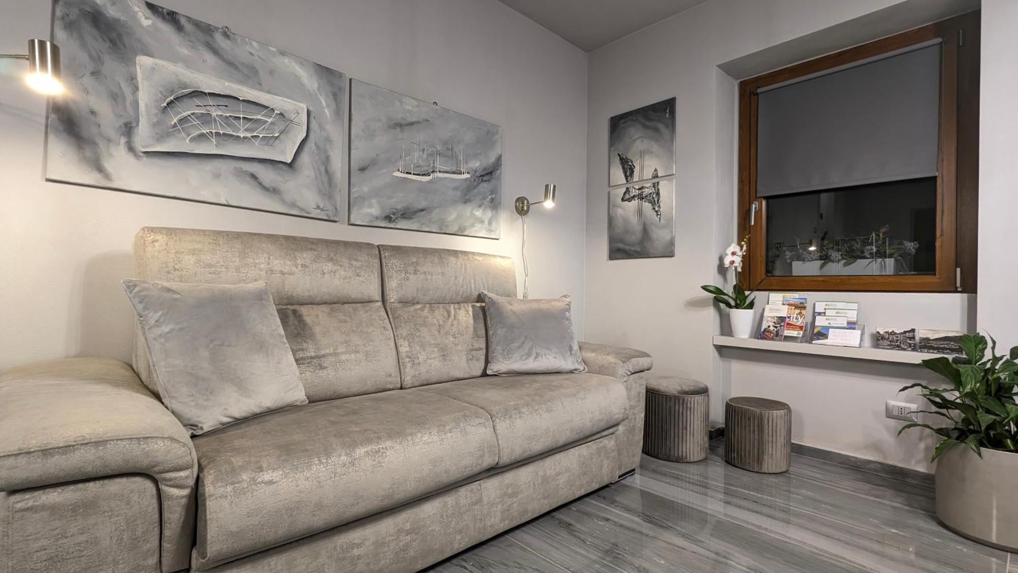 La Via Del Sale Accommodations Holidays Domodossola Eksteriør billede